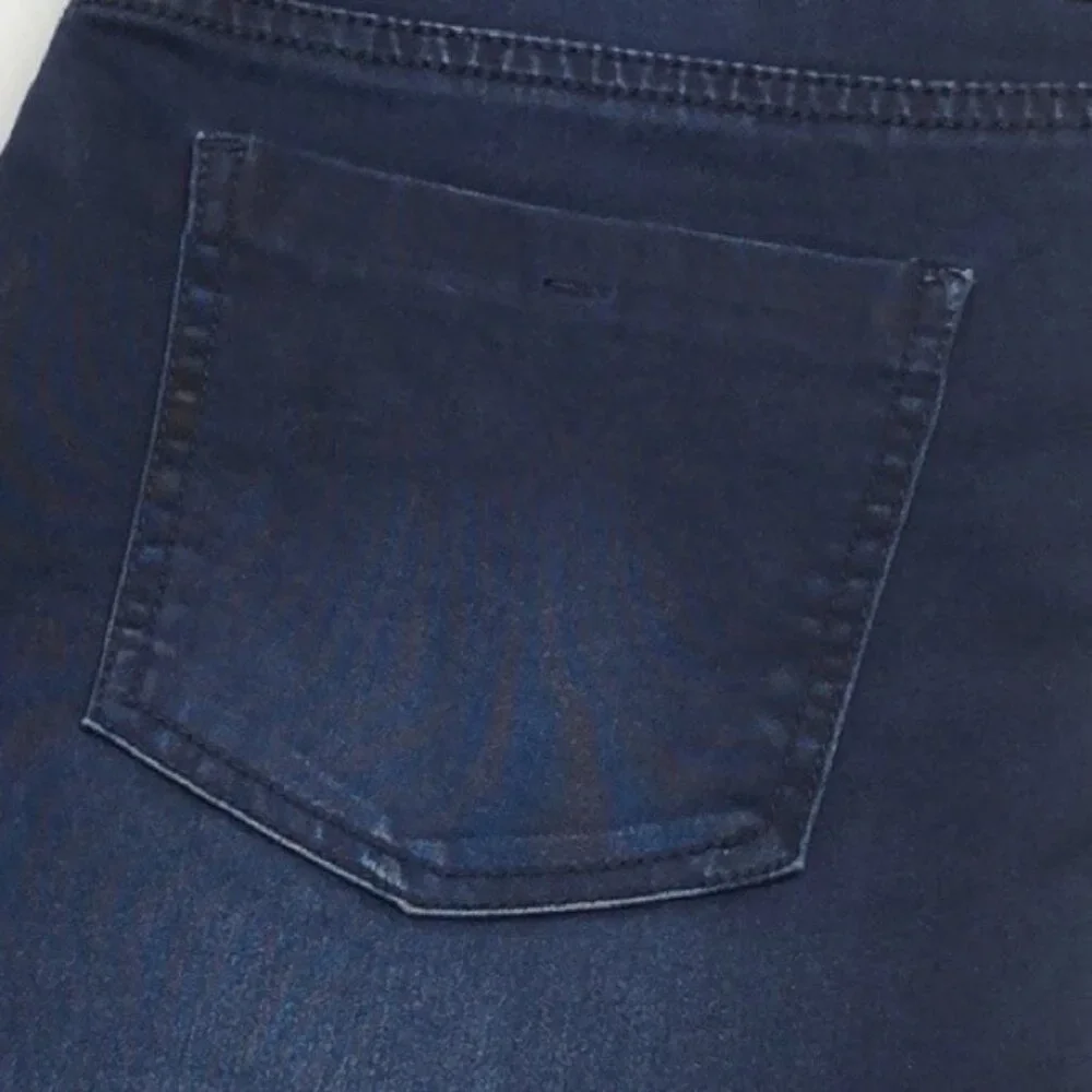 LIKE NEW JEANIOLOGIE DARKWASH LEGGING JEANS 14/32x28 ⭐️